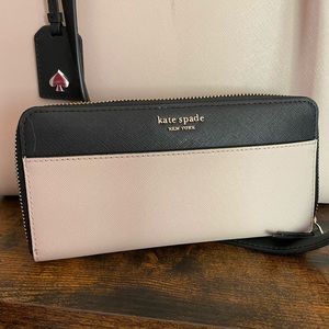 Kate spade Staci color block wallet good condition